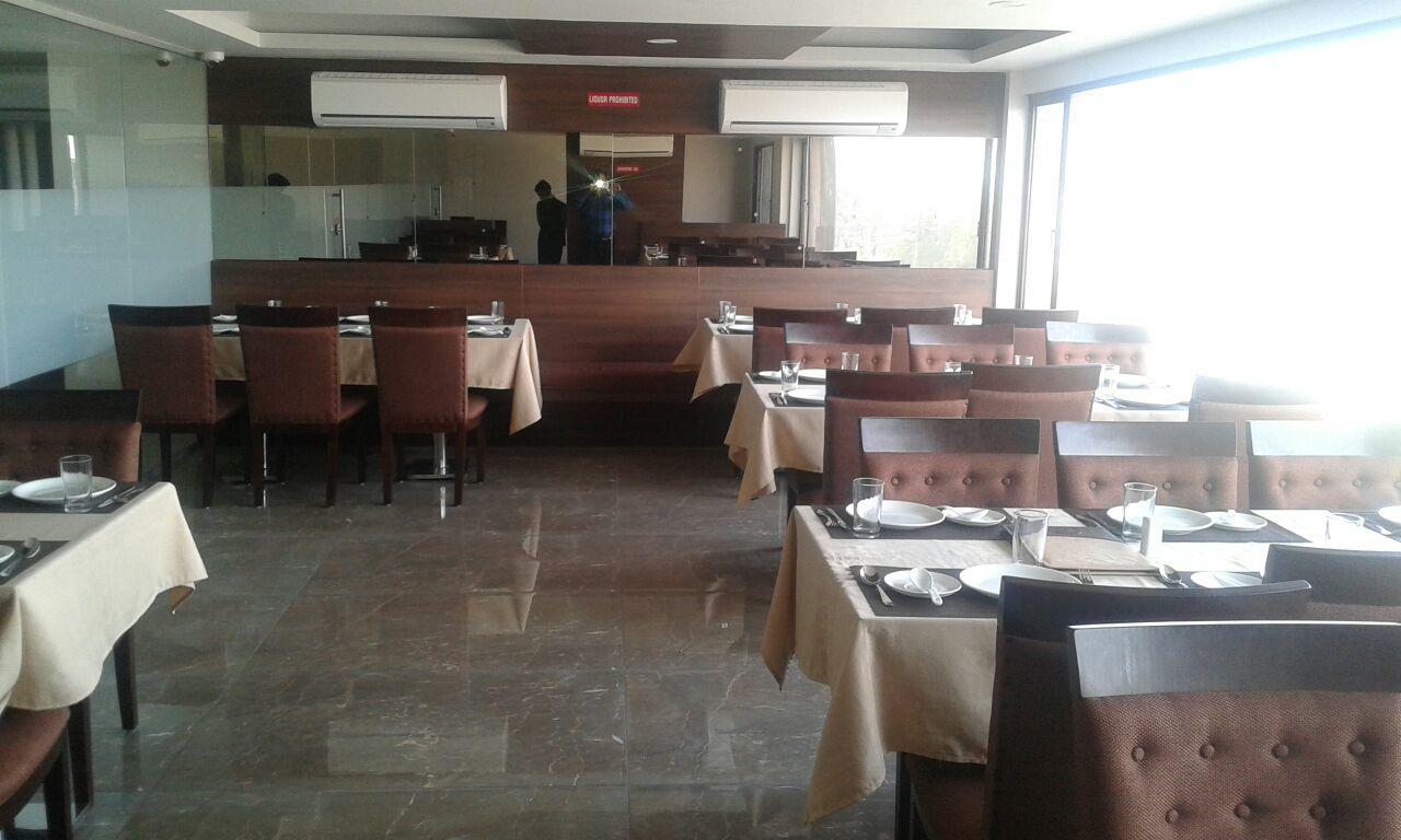 Hotel Comfort Bharuch Exterior photo