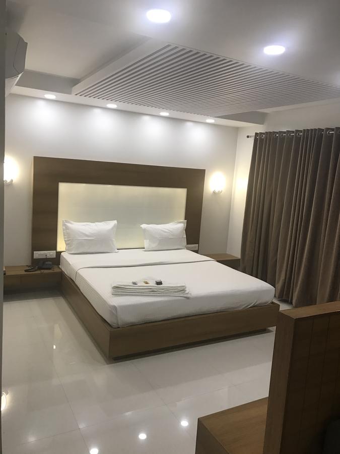 Hotel Comfort Bharuch Exterior photo